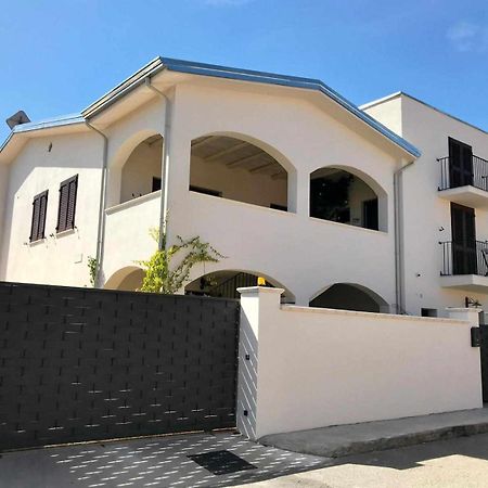 Villa Bianca Bb E Apartments アルバタクス エクステリア 写真