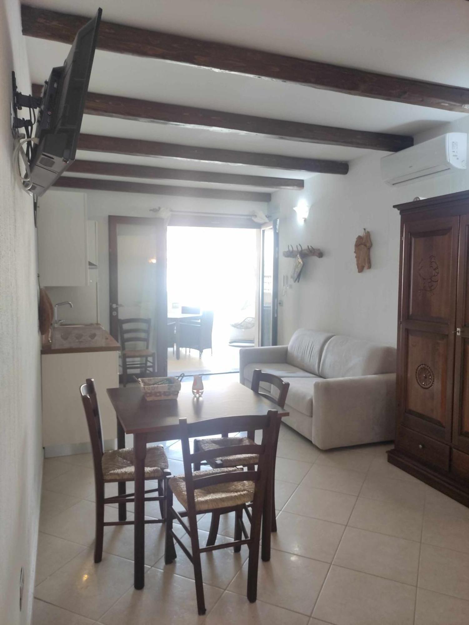 Villa Bianca Bb E Apartments アルバタクス エクステリア 写真